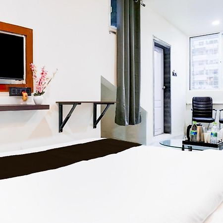 Hotel O The Highstreet Hometel Pune Bagian luar foto