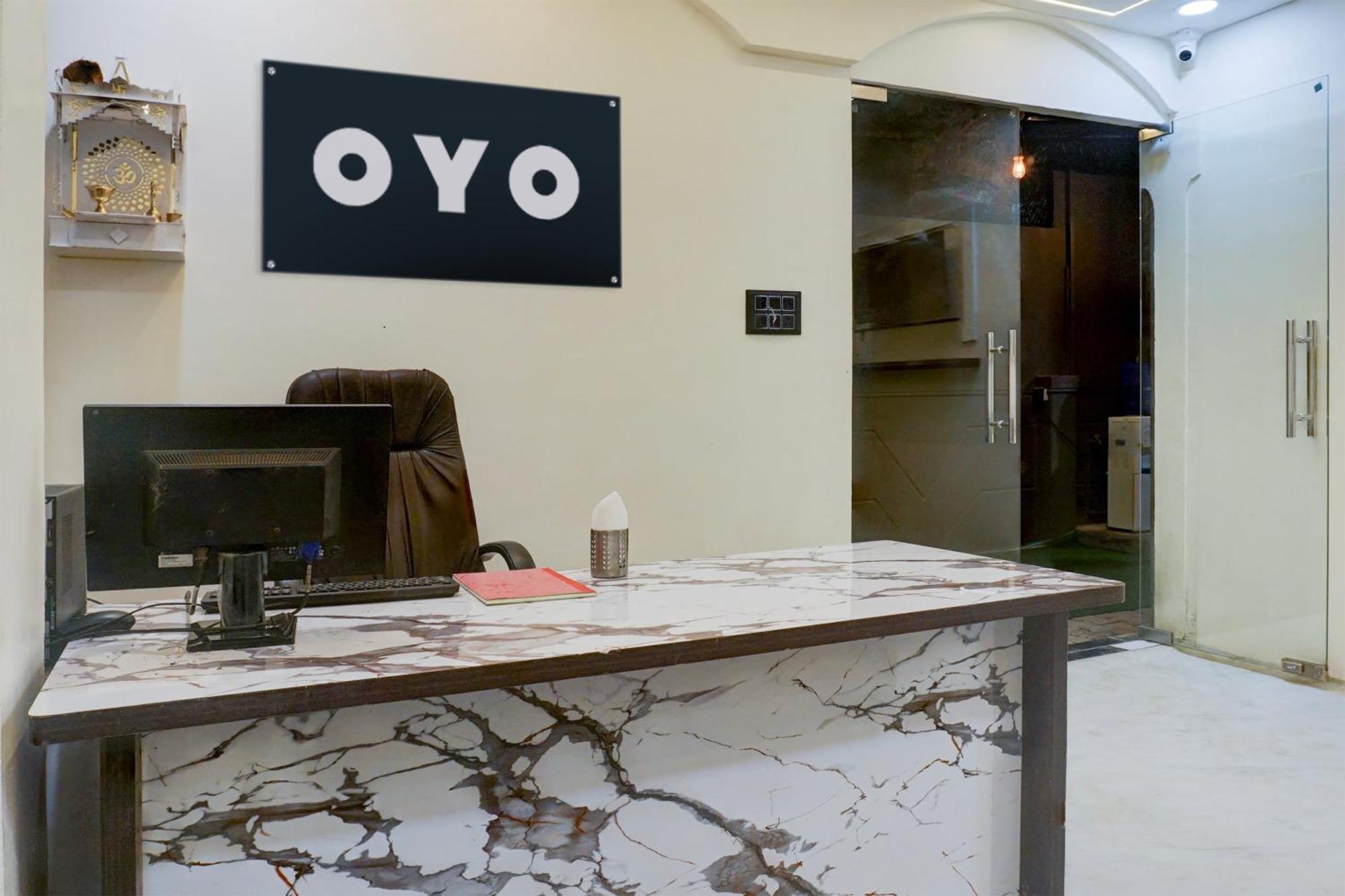 Hotel O The Highstreet Hometel Pune Bagian luar foto