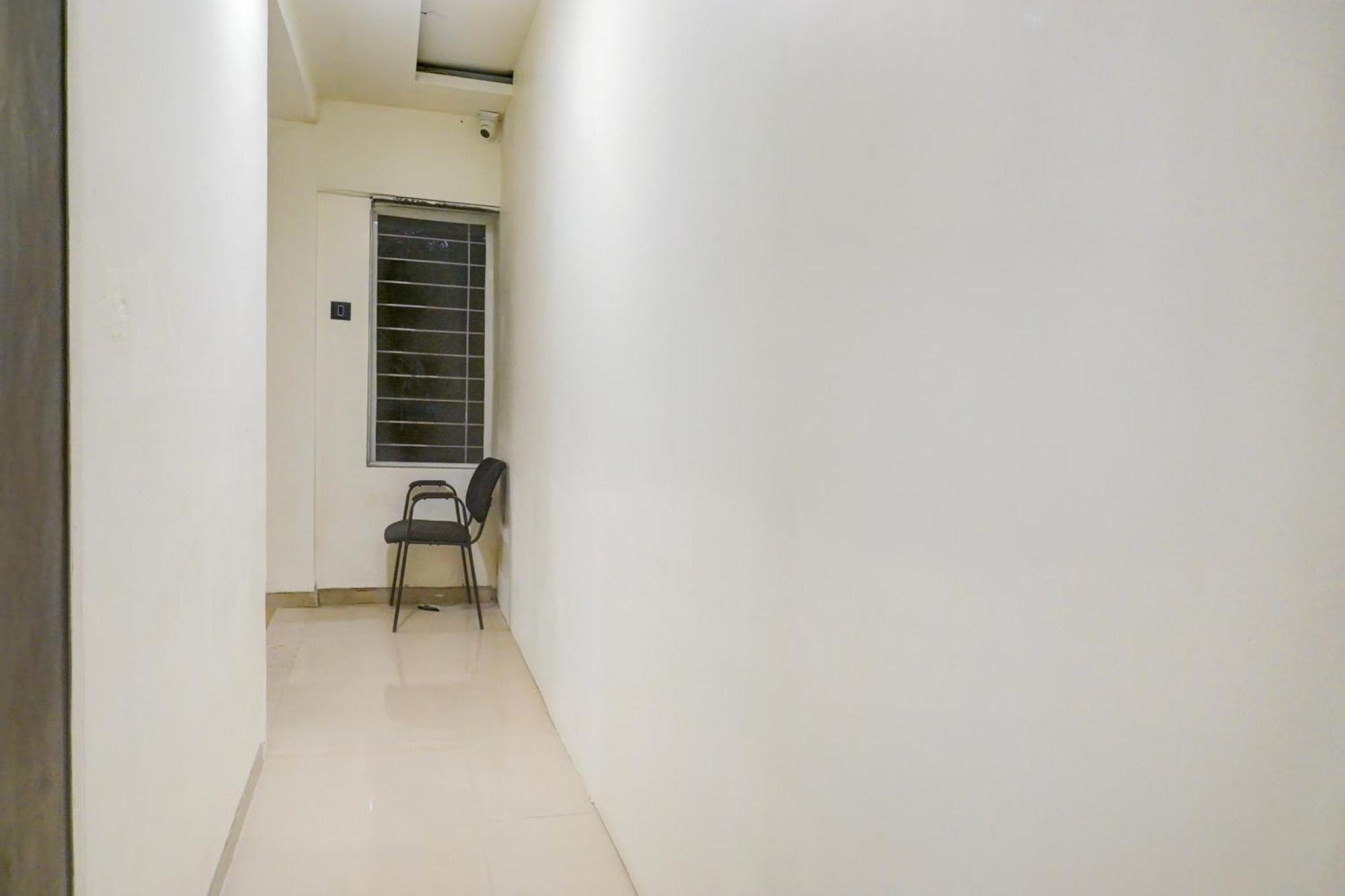 Hotel O The Highstreet Hometel Pune Bagian luar foto
